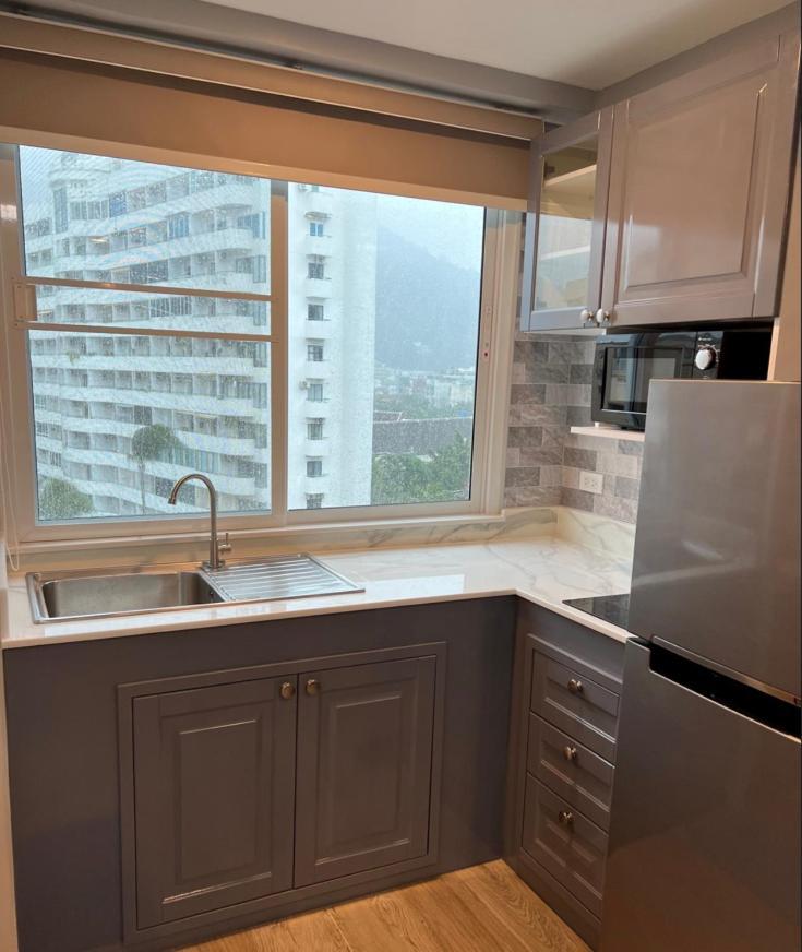 Private Modern Apartments By Patong Vacation Rentals Located In The Heart Of Patong, Walking Distance To The Beach, Kitchen, Private Bathroom, Seating Area, 65" Smart Tv With Free Wifi Ngoại thất bức ảnh