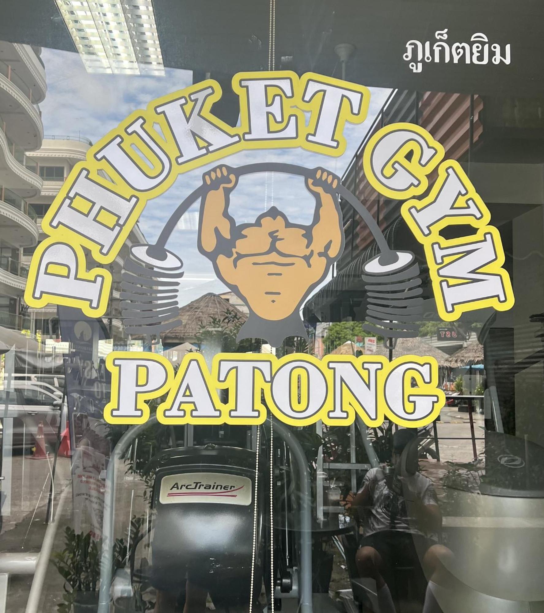 Private Modern Apartments By Patong Vacation Rentals Located In The Heart Of Patong, Walking Distance To The Beach, Kitchen, Private Bathroom, Seating Area, 65" Smart Tv With Free Wifi Ngoại thất bức ảnh